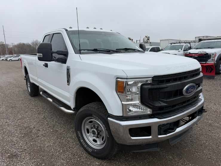 2022-ford-f350-image-2
