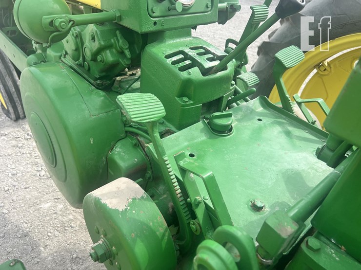 john-deere-530-image-35