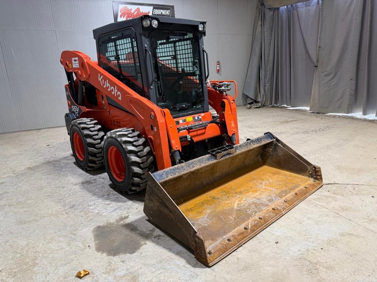 2023-kubota-ssv75hc-skid-steer-loader-image-7