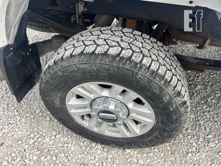 ford-f250-xlt-image-18