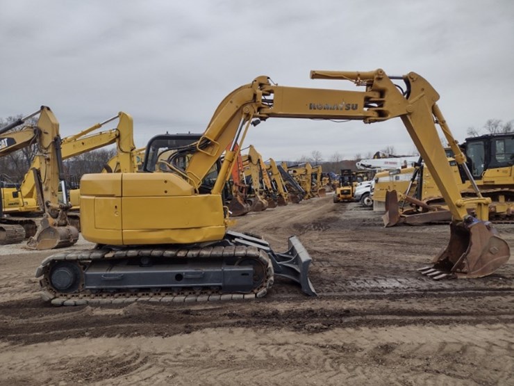 komatsu-pc128uu-2-image-3