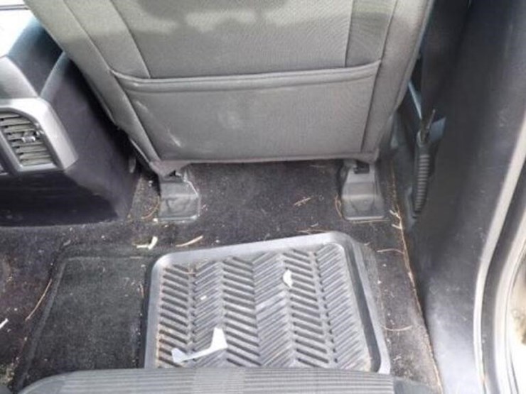 ford-f150-xlt-image-45