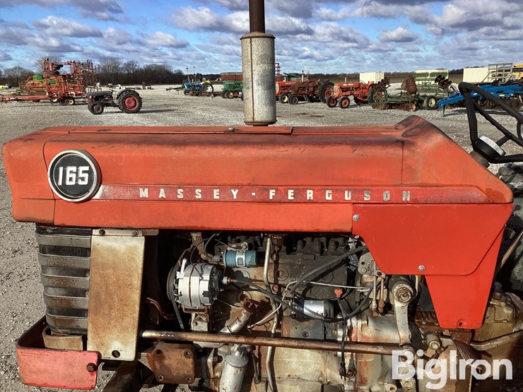 massey-ferguson-165-image-13