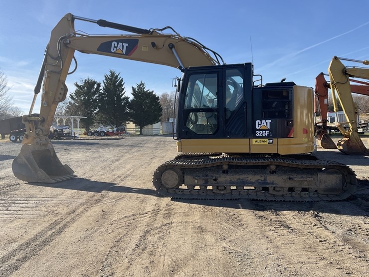 caterpillar-325flcr-image-4