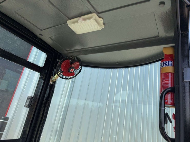 2025-miva-va13c-mini-excavator-image-16