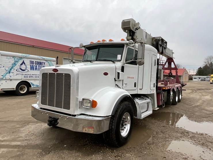 2015-peterbilt-365-image-5