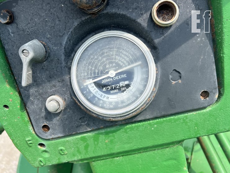 john-deere-630-image-40