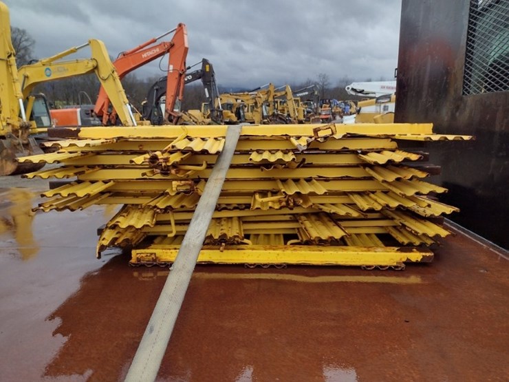 2005-ford-f650-image-30