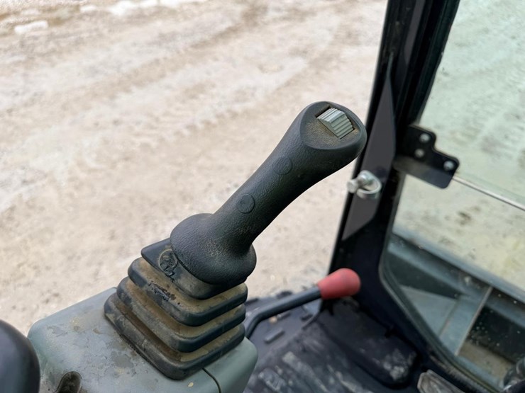 2022-bobcat-e50-image-31