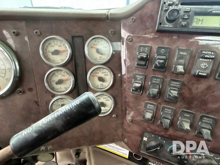 international-9900i-image-54