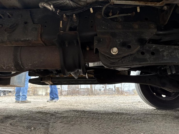 ford-f550-xlt-image-40