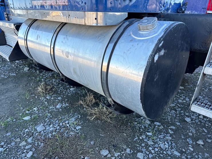 kenworth-w900-image-22