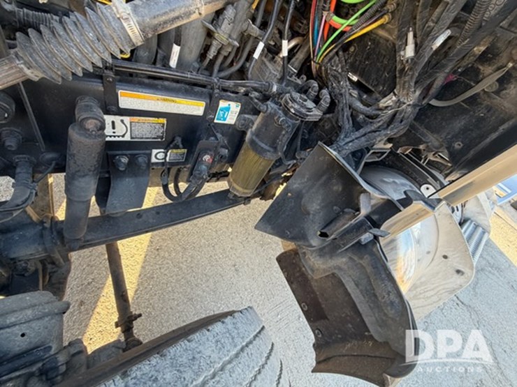 peterbilt-567-image-56