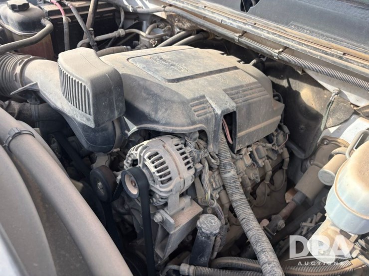 chevrolet-silverado-2500hd-image-50