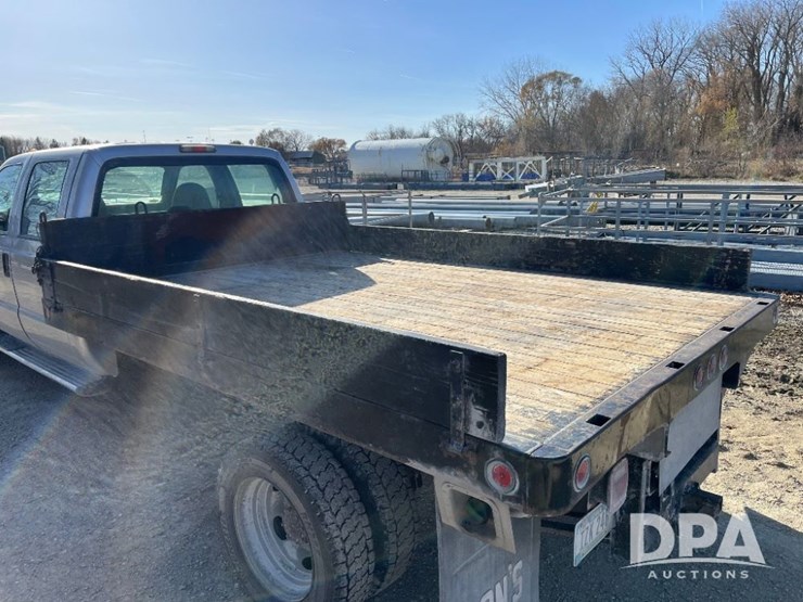 ford-f550-xl-image-35