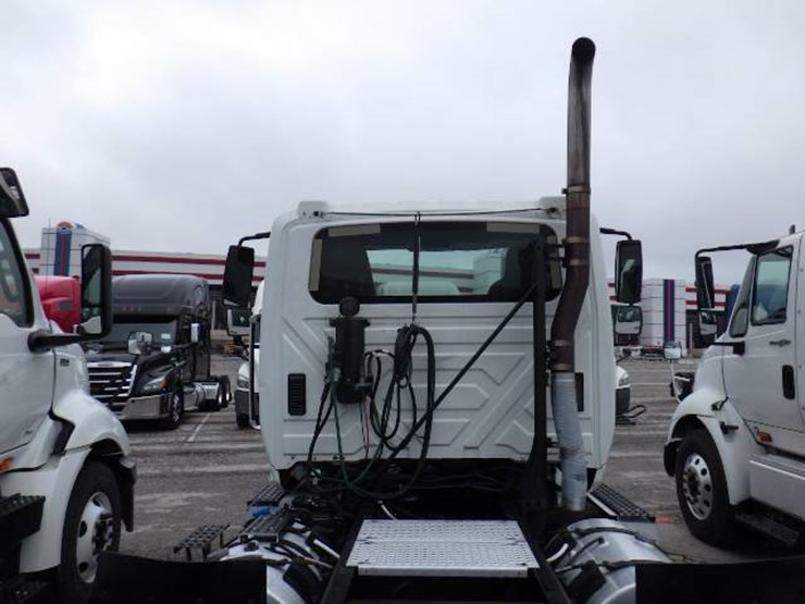 international-transtar-8600-image-10