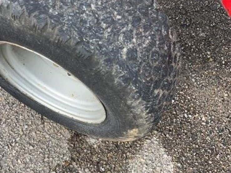 massey-ferguson-1220-image-15