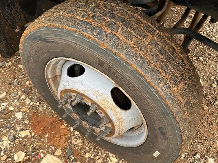 ford-f450-xl-image-24