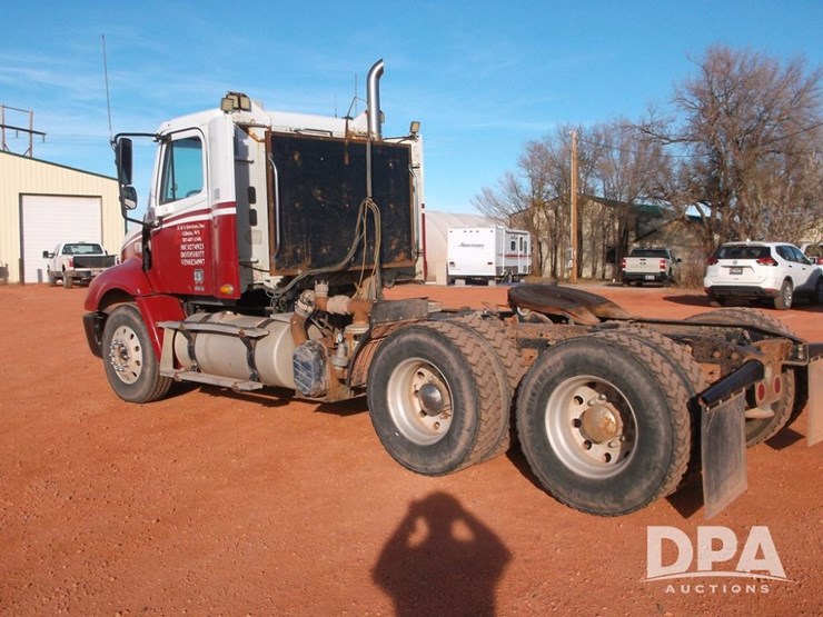 2007-freightliner-columbia-112-image-7