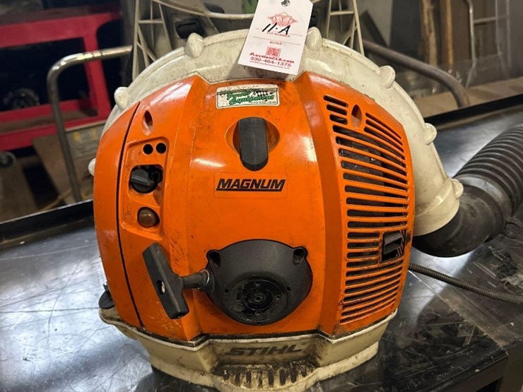 stihl-magnum-gas-backpack-blower-image-1