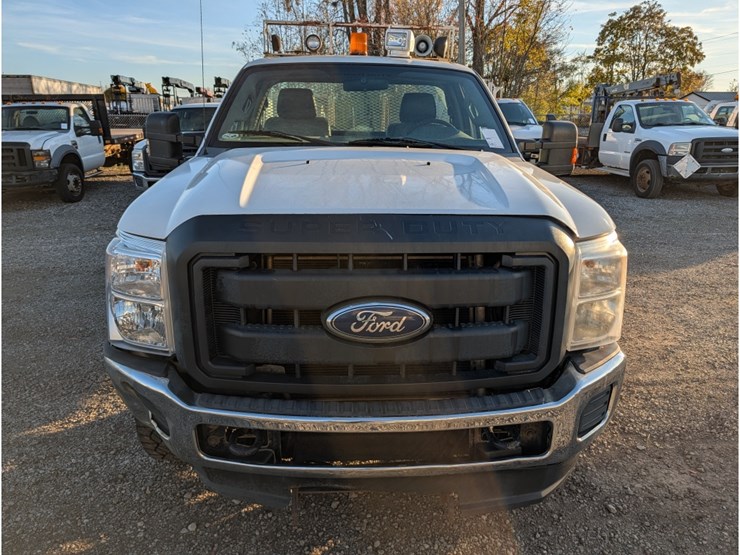 2011-ford-f350-image-2