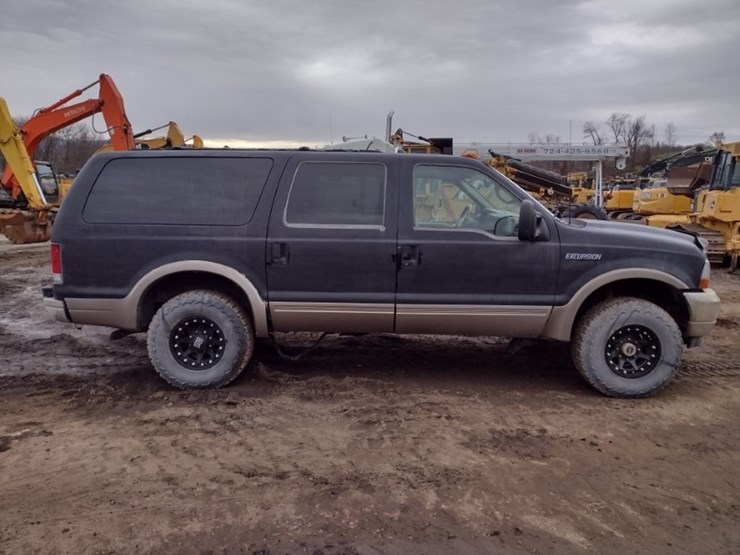 ford-excursion-image-3