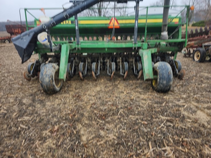 john-deere-750-image-7