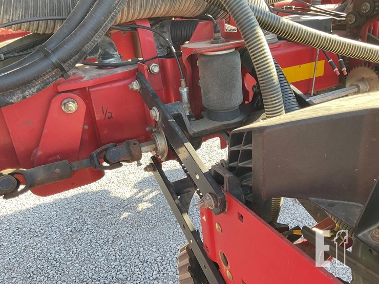 case-ih-1250-image-27