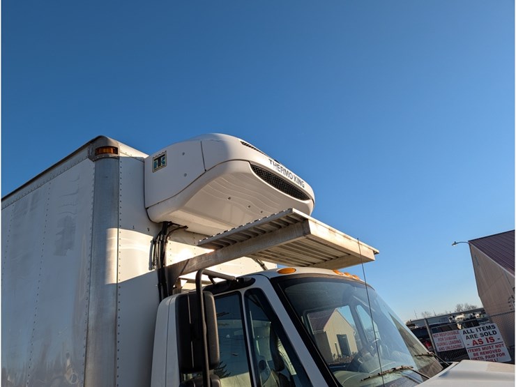 2016-international-durastar-4300-image-5