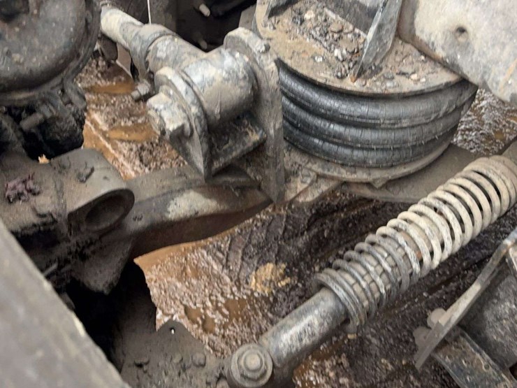 1994-ford-lt9000-image-52