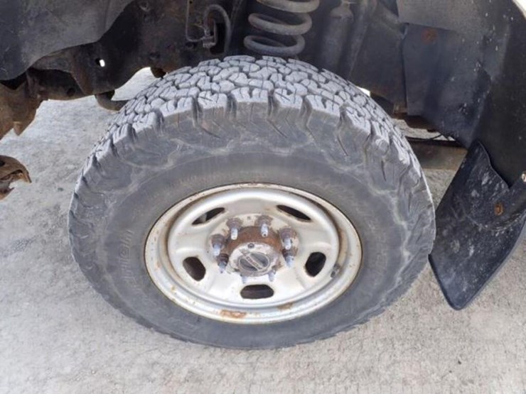 2012-ford-f250-xl-image-58