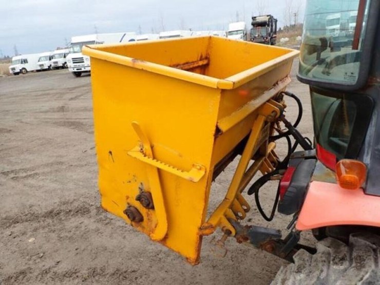 2017-kubota-b2650hsd-image-46