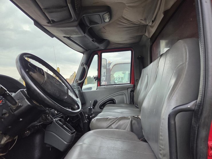 international-durastar-4300-image-54