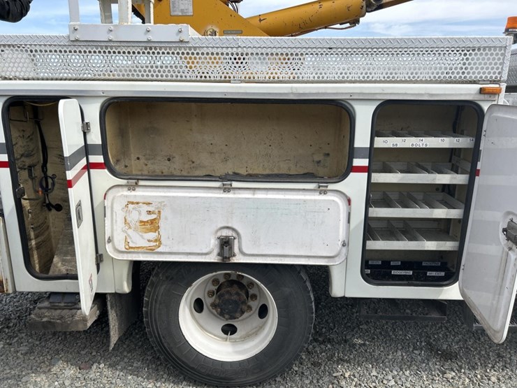 international-4000-image-15