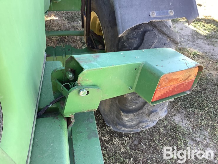 2003-john-deere-3400-image-17