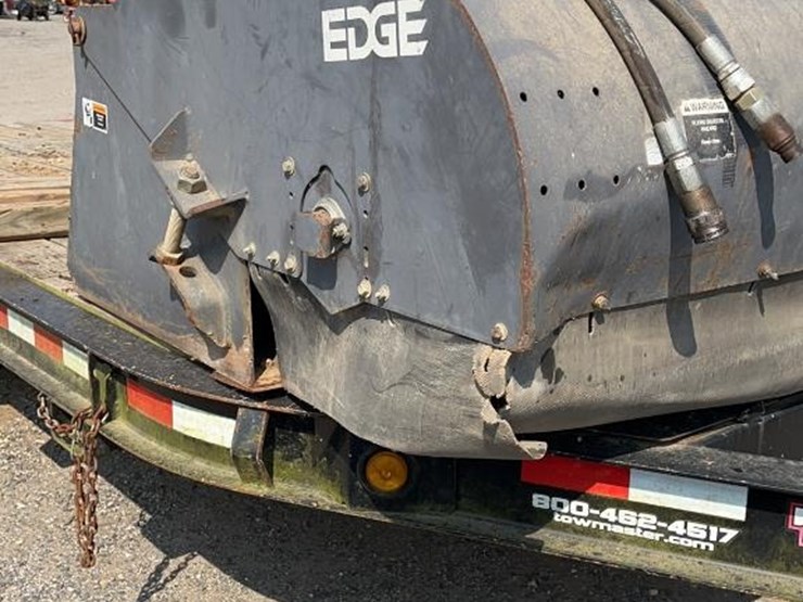 edge-skid-steer-sweeper-box-attachment-image-5