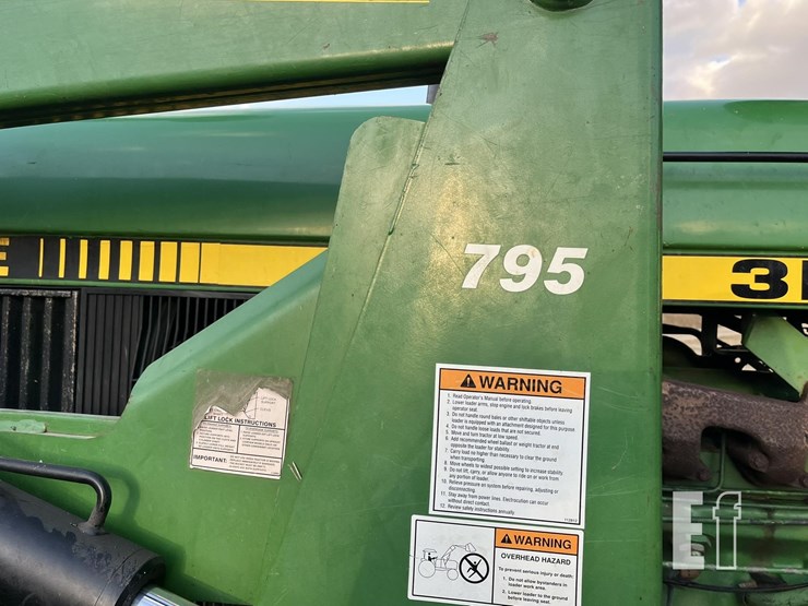 john-deere-3155-image-9