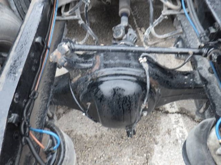 2019-freightliner-cascadia-125-image-14