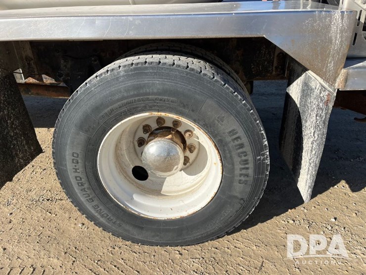 2007-sterling-acterra-image-51