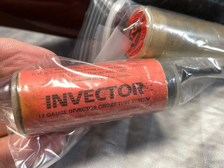 #2335-•-browning-bps-12-ga.-pump-action-shotgun,-sn:-21651ny152-image-28