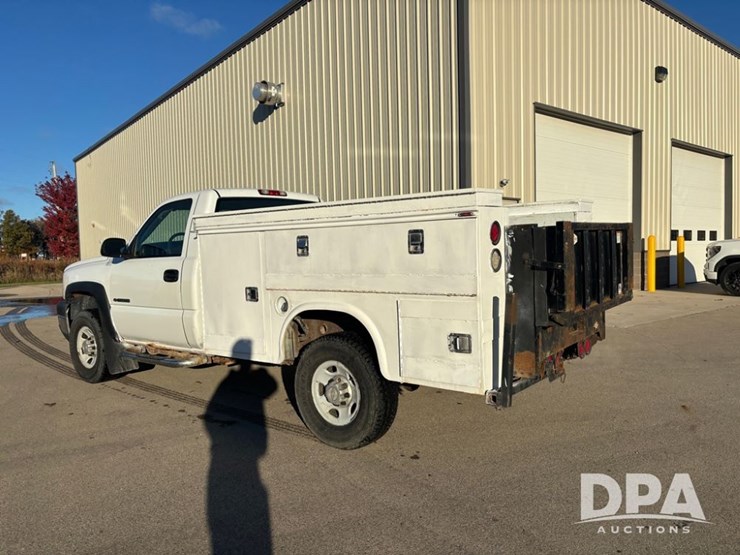 chevrolet-2500hd-image-6