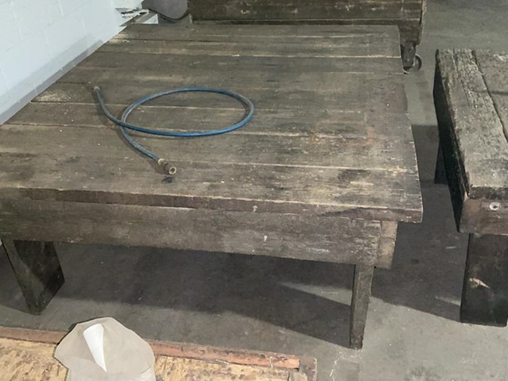 #610-•-11-wooden-tables-image-23