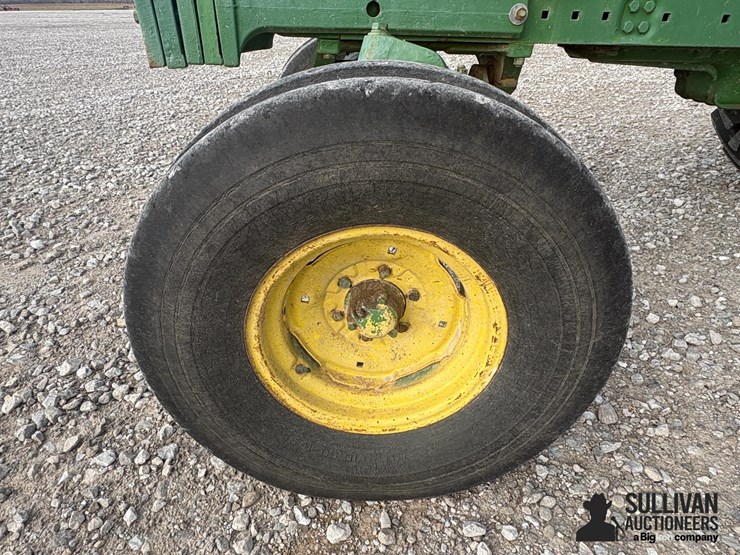 john-deere-4020-image-15