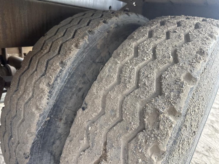 fruehauf-trailer-image-24