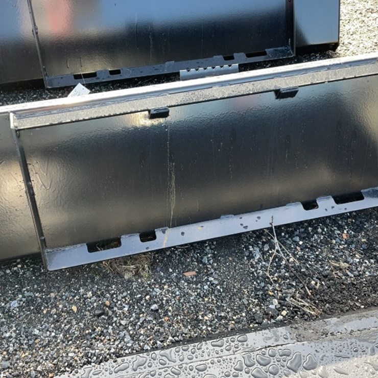 Swict Bucket 72”(new)