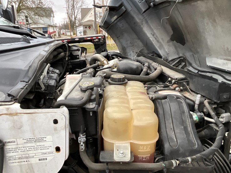 2017-ford-f750-image-22