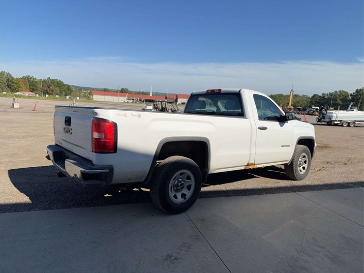 2014-gmc-sierra-1500-image-3