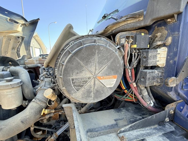 2017-international-prostar-image-42