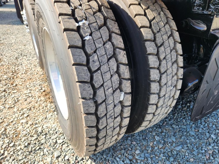 2002-kenworth-t800-image-69