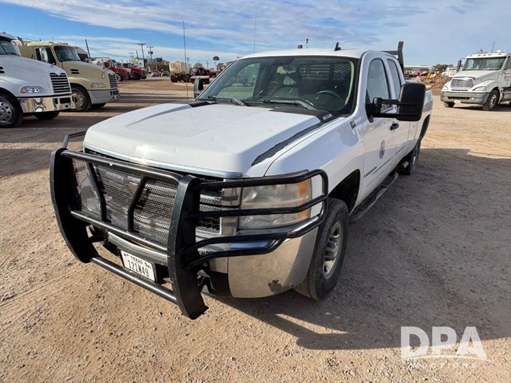 chevrolet-2500hd-image-14